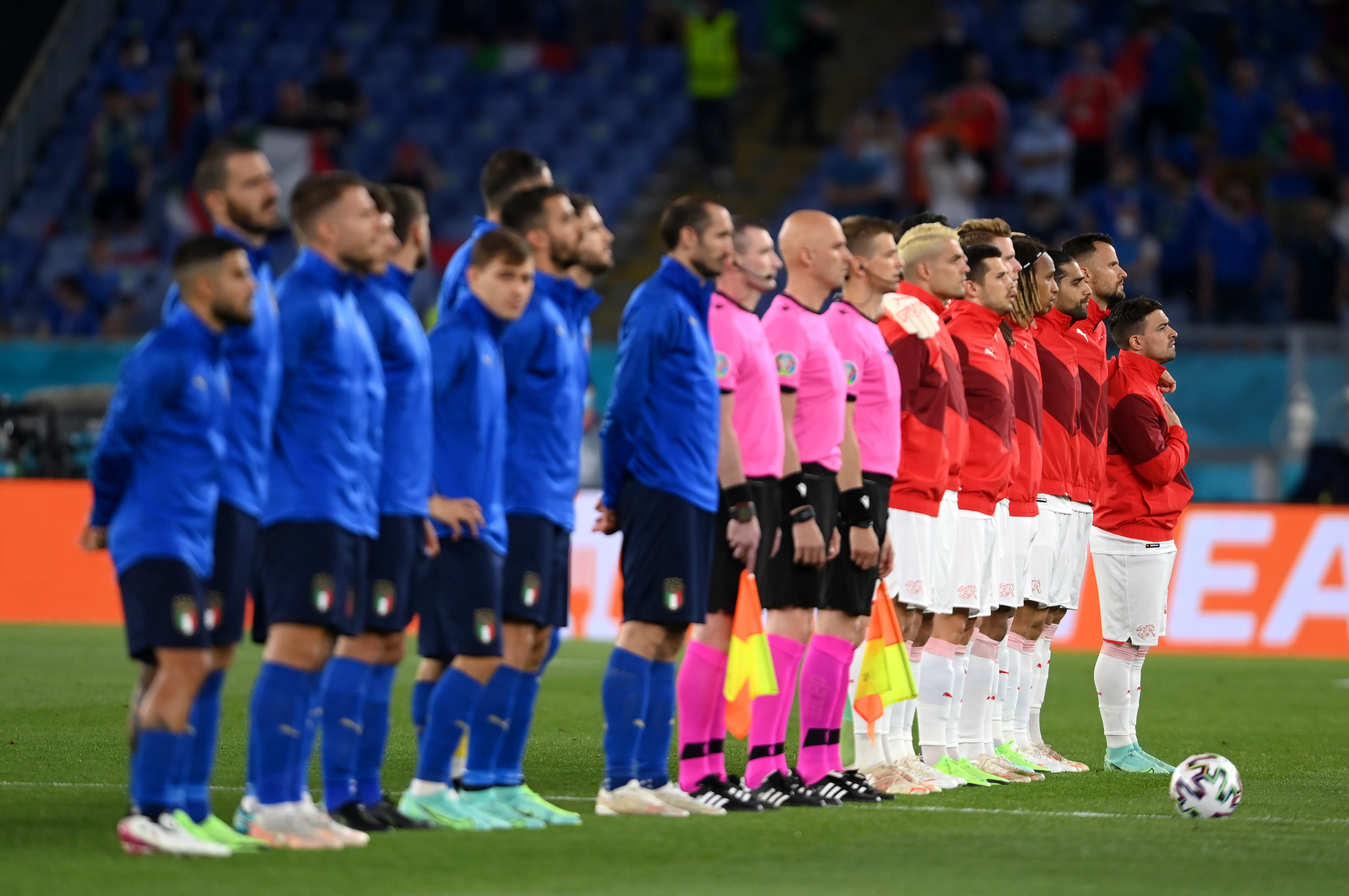 AI这次又“抢”了谁的饭碗？直播间里的数字人