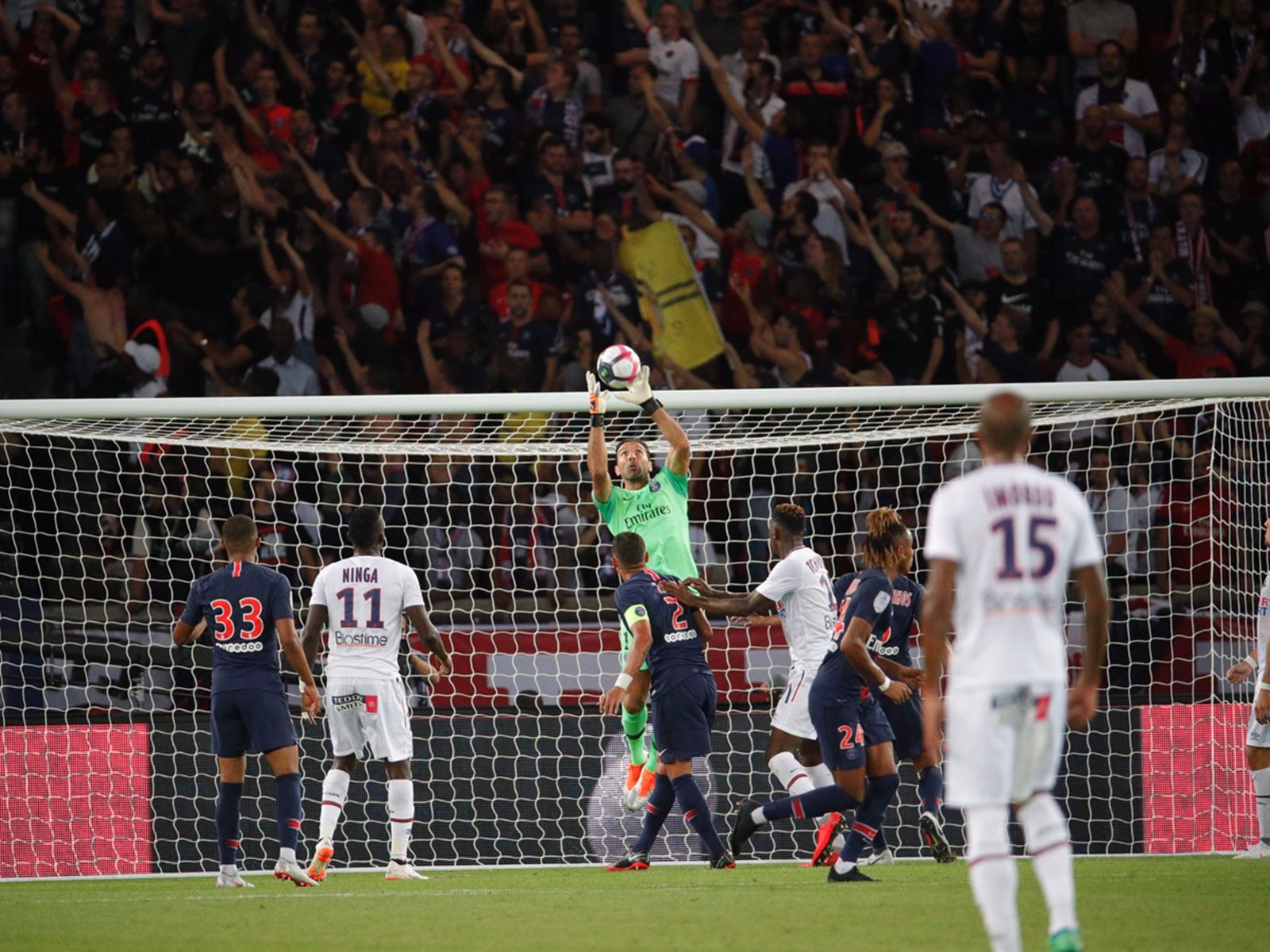 神舟十六号整装待发，或将首次迎来非飞行员出身的“航天员